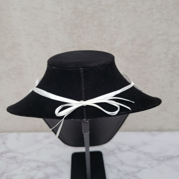 Vintage Collar Fabric Necklace Heart Shaped Embroidered - Picture 2 of 6